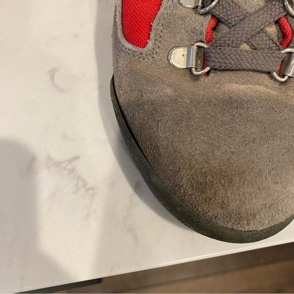 Vintage Vasque Hiking Boots Made in Italy Ankle Suede Gray Skywalk size 7.5 - Picture 10 of 15